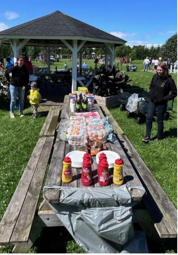 Familiedag i Foldvik Familiepark Løvemammaene Øst